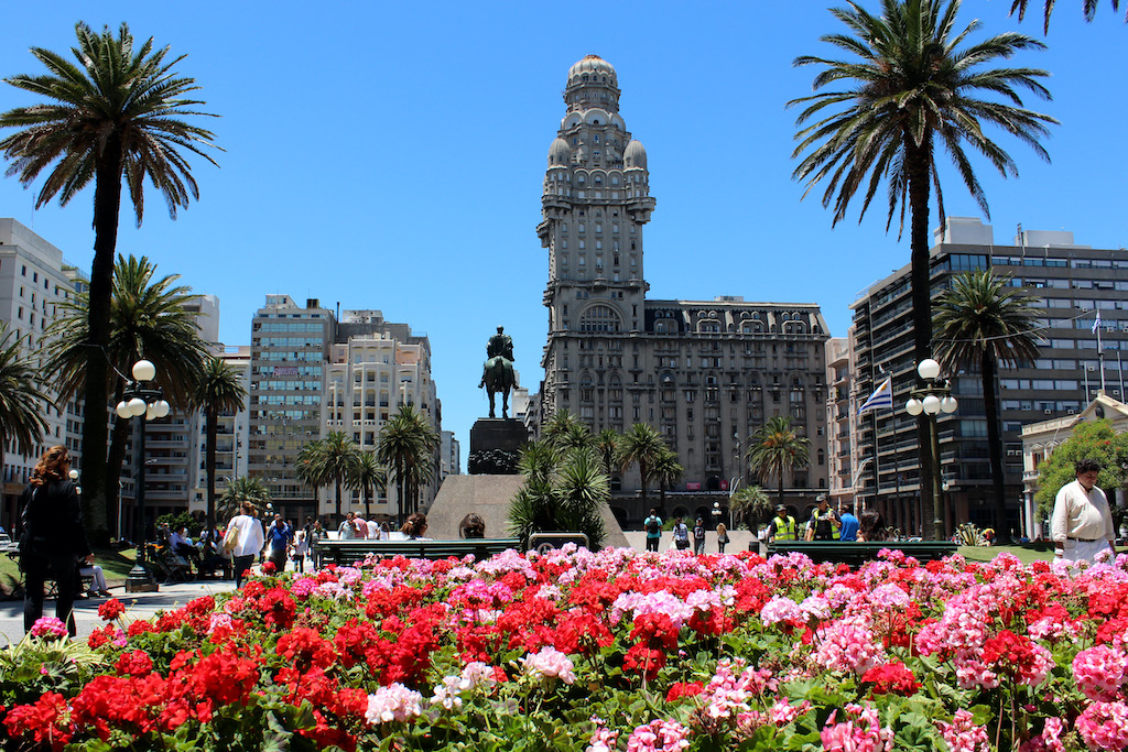 Plaza Independencia, Montevideo Uruguay