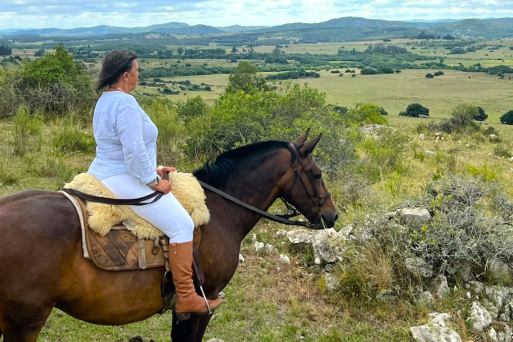 horseback riding at estancia martin pescador