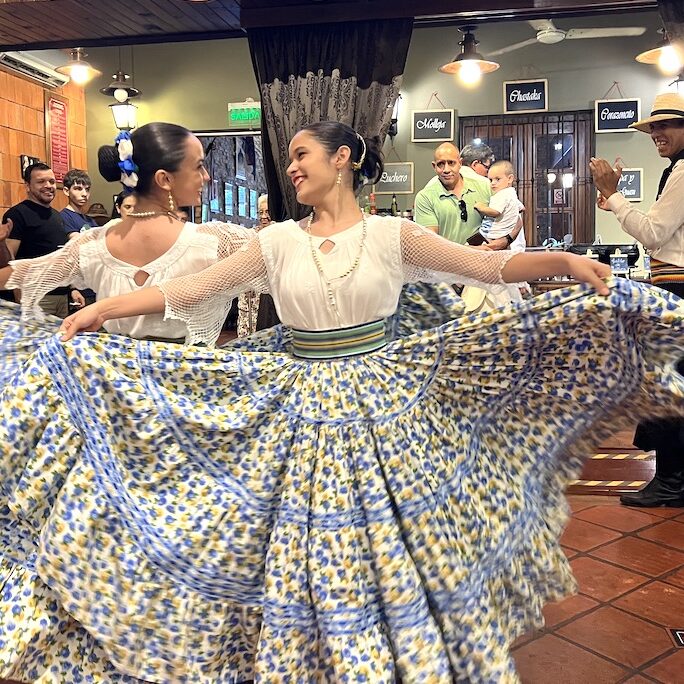 Paraguayan folk dancers